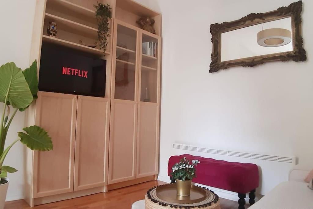 Apartment Nora Загреб Экстерьер фото